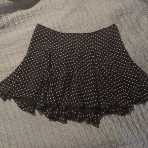 💃BEBE Lined pleated mini skirt